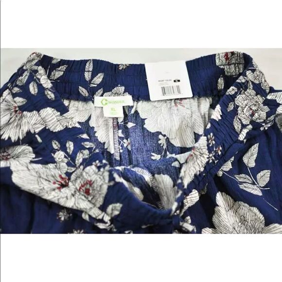 ✨ c wonder nouveau floral shorts✨ - Picture 4 of 6